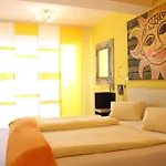 Malerwinkl Restaurant + Kunsthotel Hotel 3*