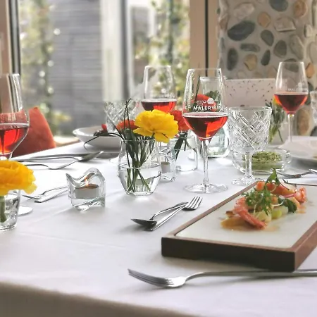 Malerwinkl Restaurant + Kunsthotel 3* Hatzendorf