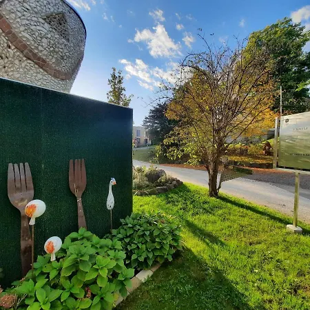 Ξενοδοχείο Malerwinkl Restaurant + Kunsthotel