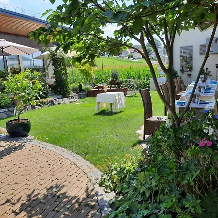 Ξενοδοχείο Malerwinkl Restaurant + Kunsthotel Hatzendorf