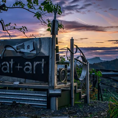 Malerwinkl Restaurant + Kunsthotel Отель 3*