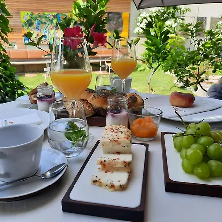 Hotell Malerwinkl Restaurant + Kunsthotel 3*