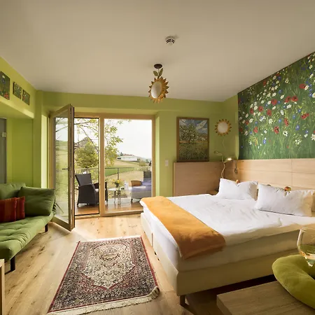 Malerwinkl Restaurant + Kunsthotel Hatzendorf