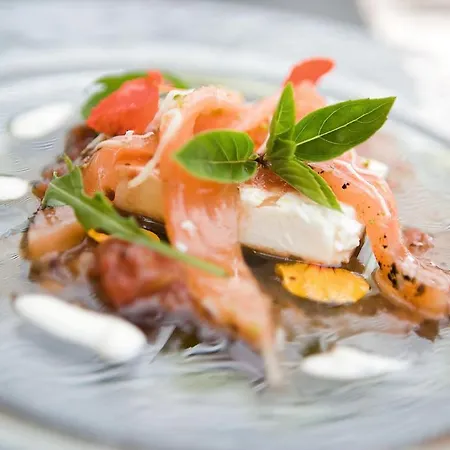 Malerwinkl Restaurant + Kunsthotel Hotel 3*