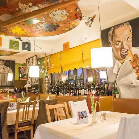 Malerwinkl Restaurant + Kunsthotel Hatzendorf