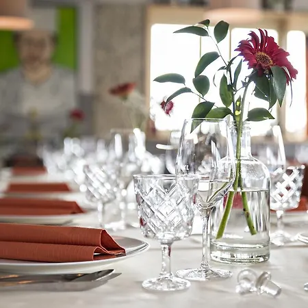 Malerwinkl Restaurant + Kunsthotel Отель 3*