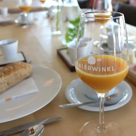 Malerwinkl Restaurant + Kunsthotel