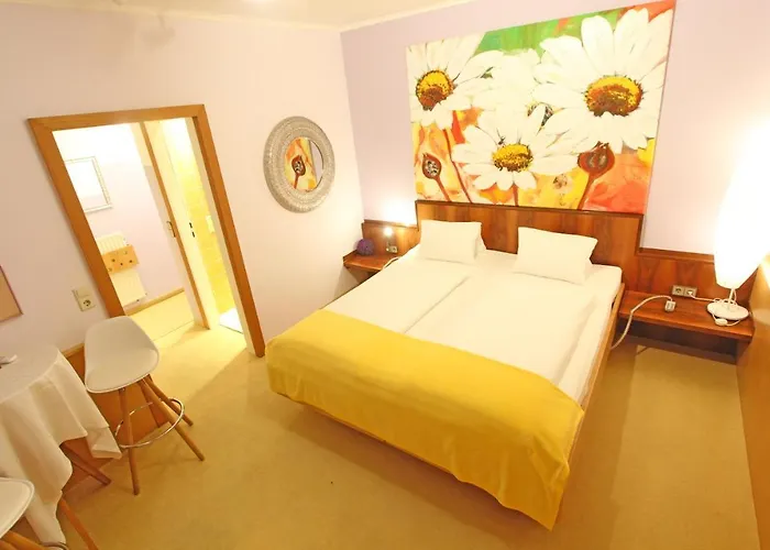 Malerwinkl Restaurant + Kunsthotel Отель