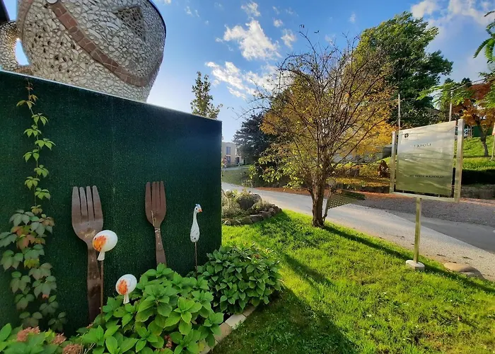 Отель Malerwinkl Restaurant + Kunsthotel