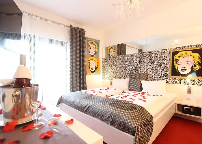 فندق Malerwinkl Restaurant + Kunsthotel 3*