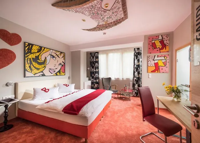 Malerwinkl Restaurant + Kunsthotel 3* Hatzendorf