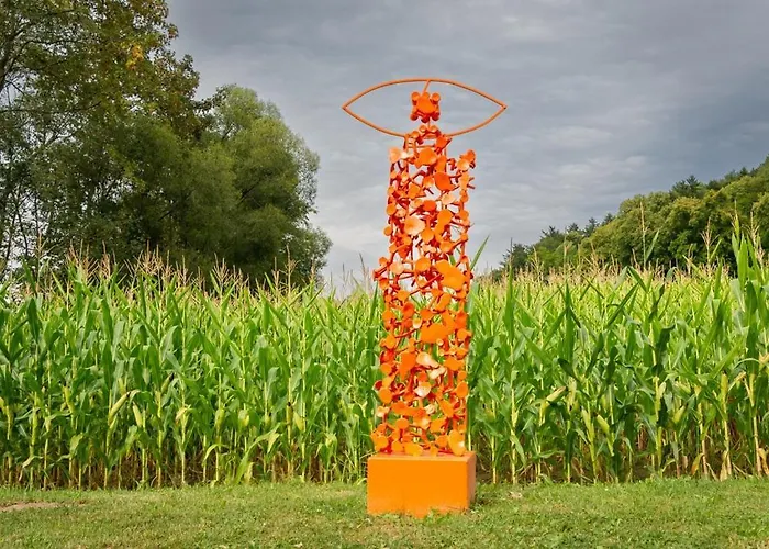 Malerwinkl Restaurant + Kunsthotel فندق 3*