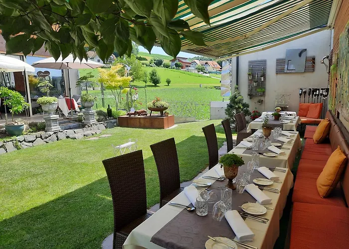 Malerwinkl Restaurant + Kunsthotel 3* Hatzendorf