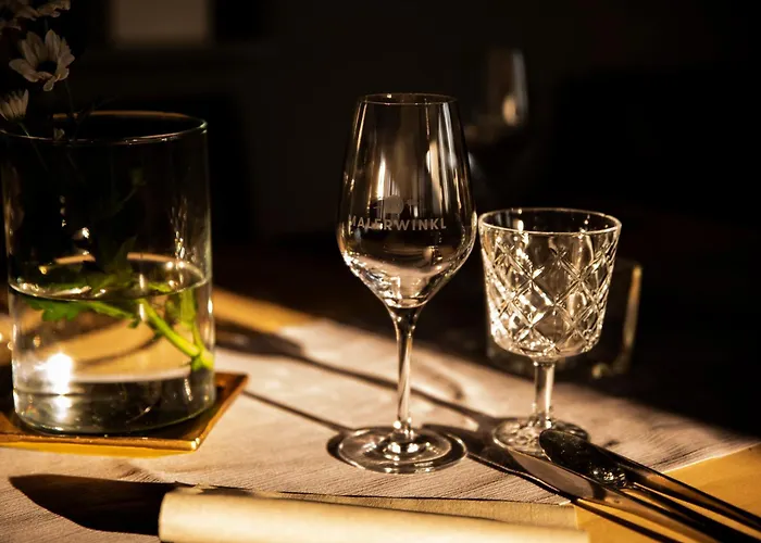 Malerwinkl Restaurant + Kunsthotel فندق