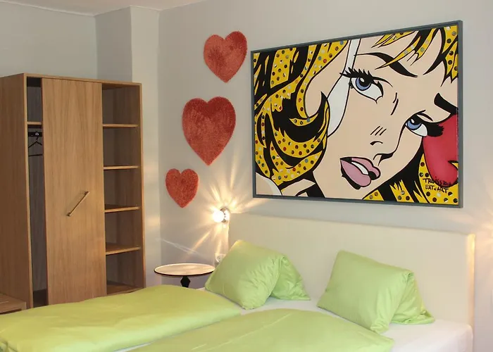 Malerwinkl Restaurant + Kunsthotel فندق Hatzendorf