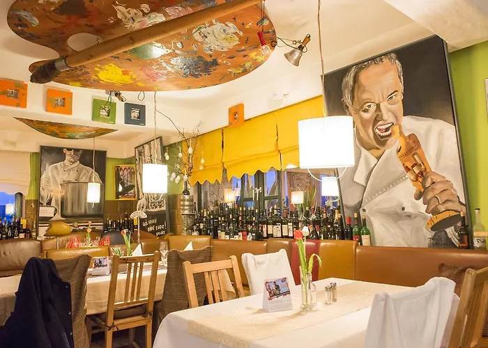 Malerwinkl Restaurant + Kunsthotel Hatzendorf