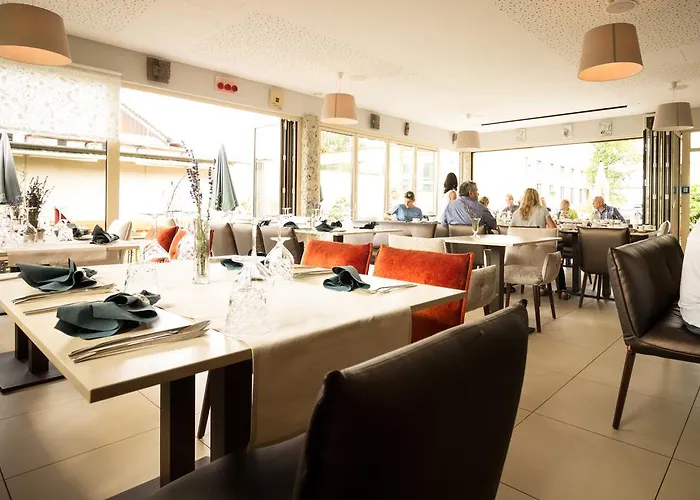 Malerwinkl Restaurant + Kunsthotel فندق