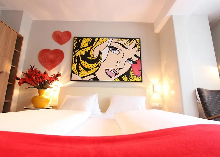 Malerwinkl Restaurant + Kunsthotel فندق 3*