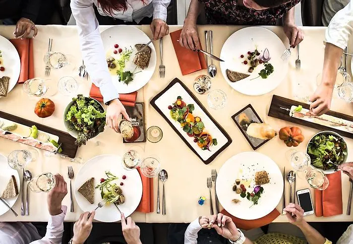 Malerwinkl Restaurant + Kunsthotel 3*