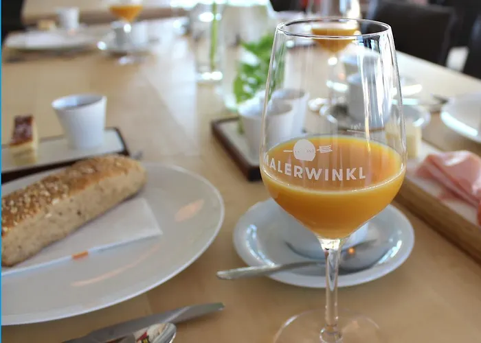 Malerwinkl Restaurant + Kunsthotel